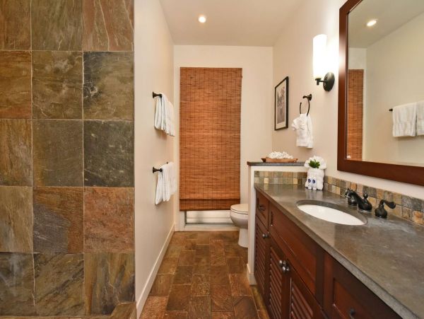 Lahaina Vacation Condo Sleeps 6 Guests Short Walk to Beach