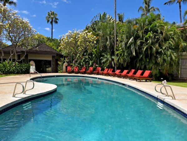 Lahaina Vacation Condo Sleeps 6 Guests Short Walk to Beach