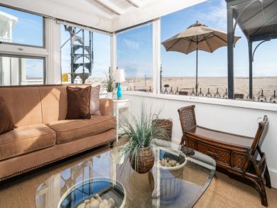 Newport Beach 7 Bedroom Oceanfront Vacation Home