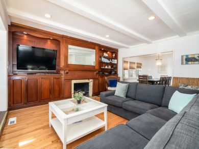 Newport Beach 7 Bedroom Oceanfront Vacation Home
