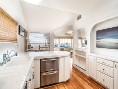 Newport Beach 7 Bedroom Oceanfront Vacation Home