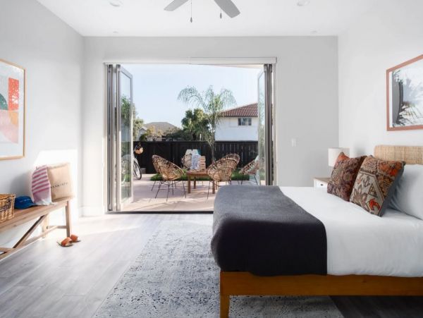Four Bedrooms Plus Den Vacation Home in Pacific Beach