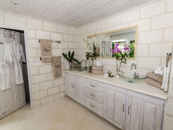 Barbados Home 947673
