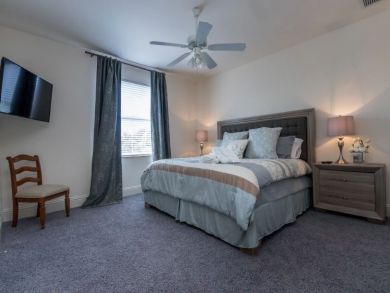 Pompano Beach Vacation Home Sleeps 12 Guests