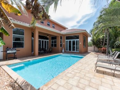 Pompano Beach Vacation Home Sleeps 12 Guests