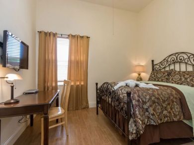 Pompano Beach Vacation Home Sleeps 12 Guests