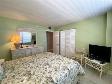 Beachfront Vacation Condo Great Views of Gulf & Beach Beachfront Vacation Condo Great Views of Gulf & Beach