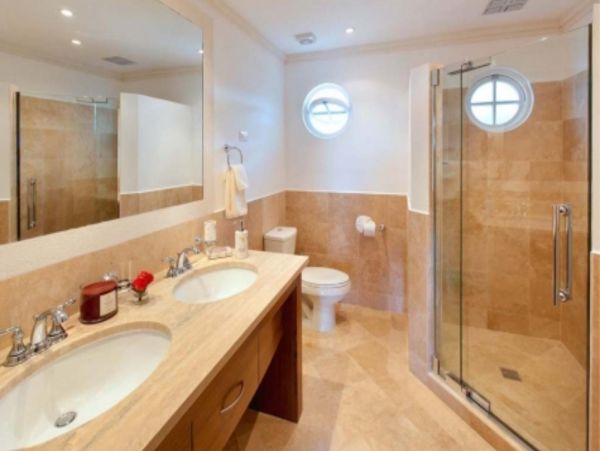 Barbados Home 947729