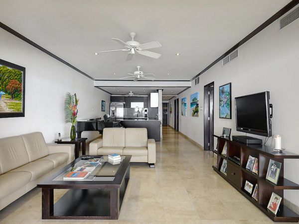 Barbados Condo 947740