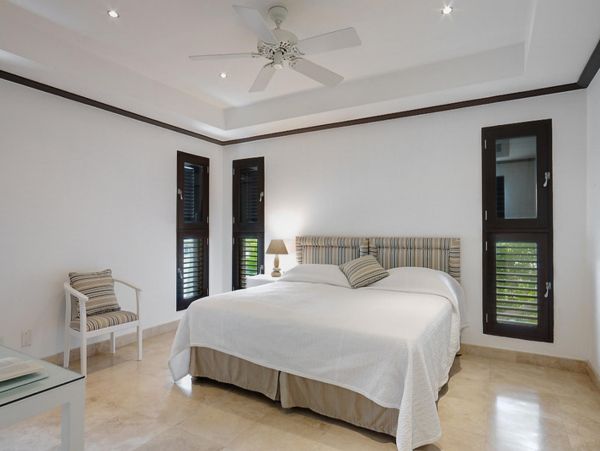 Barbados Condo 947740