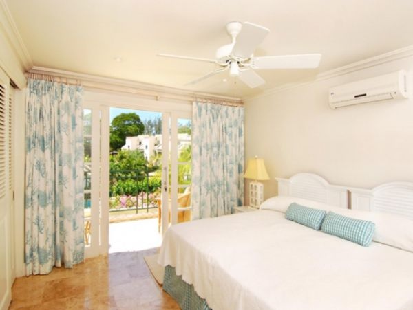 Barbados Condo 947741