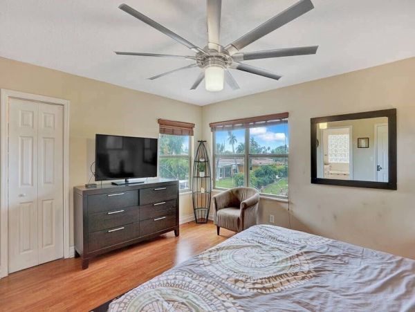 Deerfield Beach Luxury Vacation Rental Home Sleeps 12