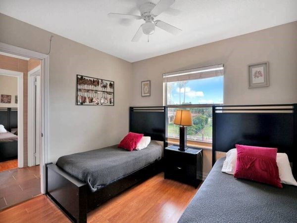 Deerfield Beach Luxury Vacation Rental Home Sleeps 12
