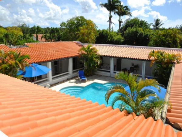 Barbados Home 947759