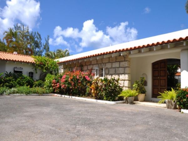 Barbados Home 947759