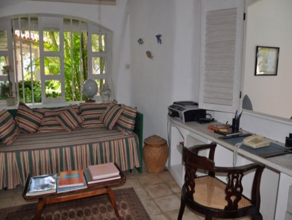 Barbados Home 947759