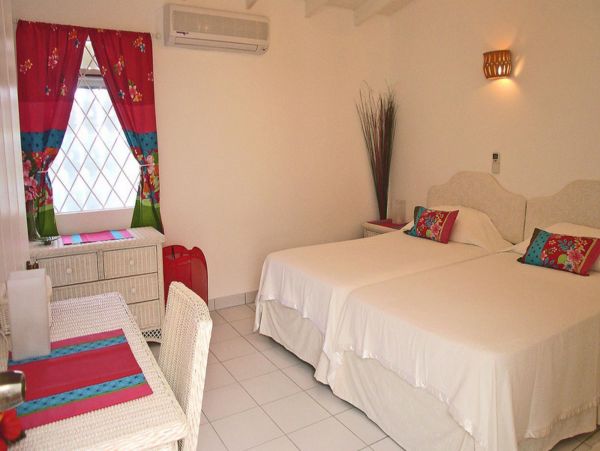 Barbados Home 947762