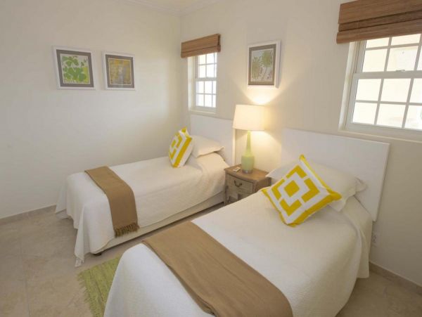 Barbados Condo 947771