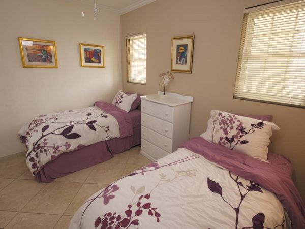 Barbados Condo 947773