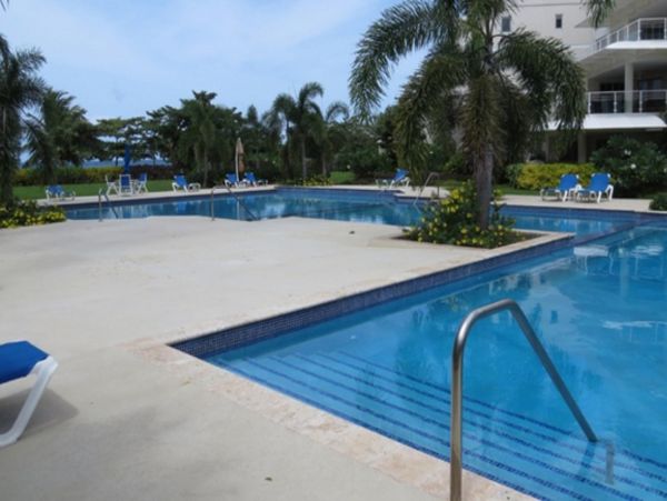 Barbados Condo 947777