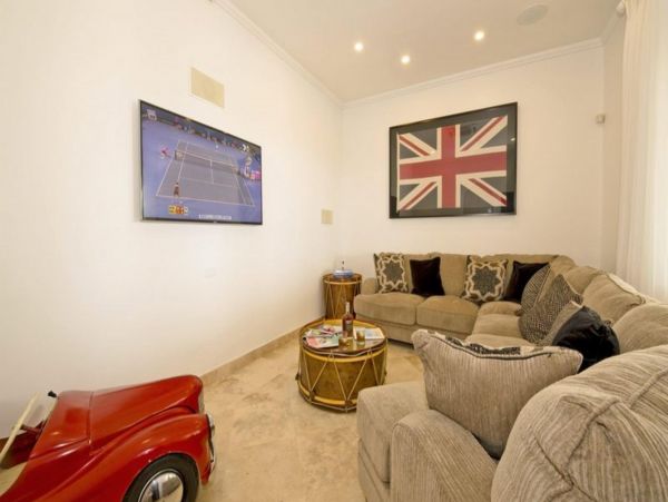 Barbados Home 947784