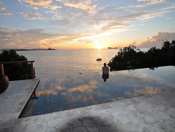 British Virgin Islands Home 947818