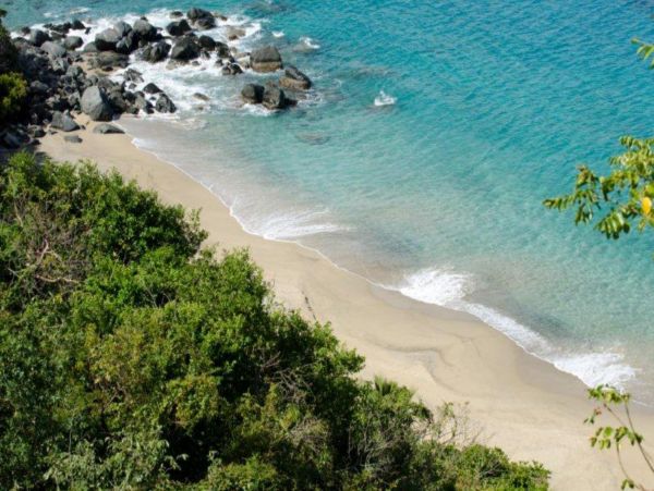British Virgin Islands Home 947833