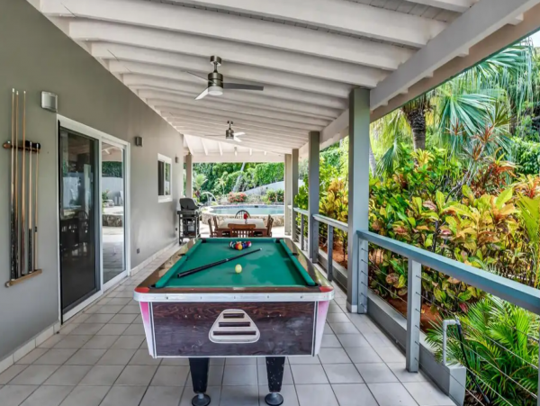 Poolside Vacation Villa Pathway from the Villa to the Beach