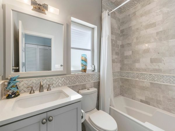 Siesta Key Luxury Vacation Pool Home Sleeps Six