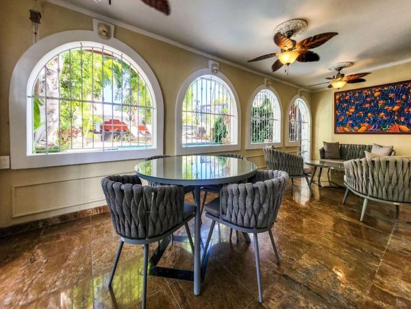 Luxurious Mediterranean-Style Villa in San Juan - 6-Bedrooms, Private Pool