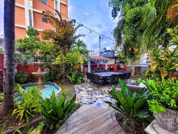 Luxurious Mediterranean-Style Villa in San Juan - 6-Bedrooms, Private Pool
