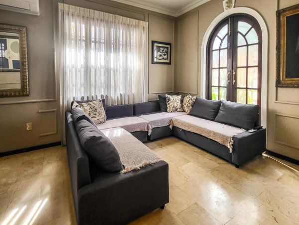Luxurious Mediterranean-Style Villa in San Juan - 6-Bedrooms, Private Pool