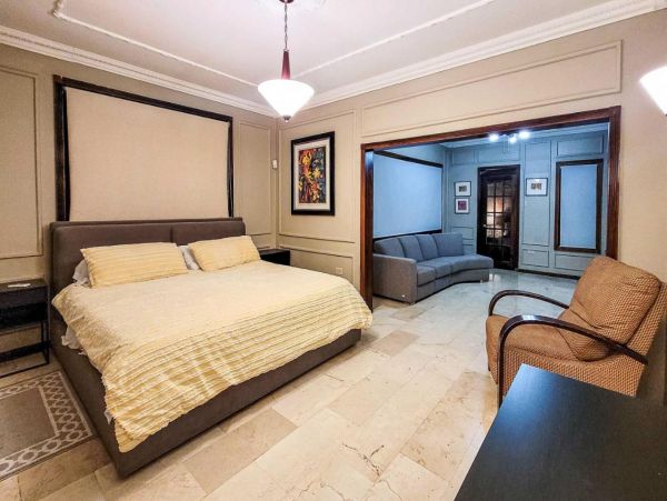 Luxurious Mediterranean-Style Villa in San Juan - 6-Bedrooms, Private Pool