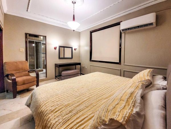 Luxurious Mediterranean-Style Villa in San Juan - 6-Bedrooms, Private Pool