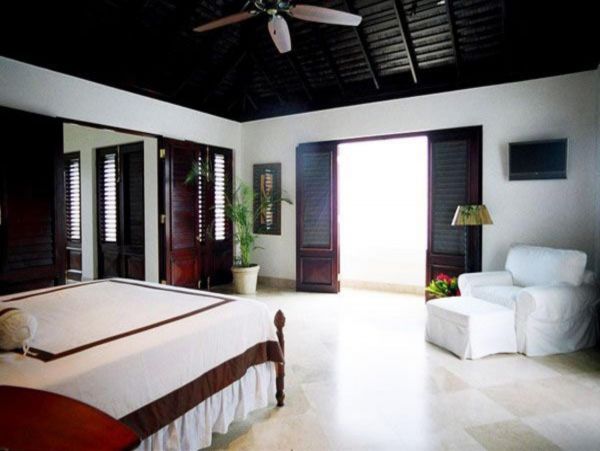 Jamaica Home 947973