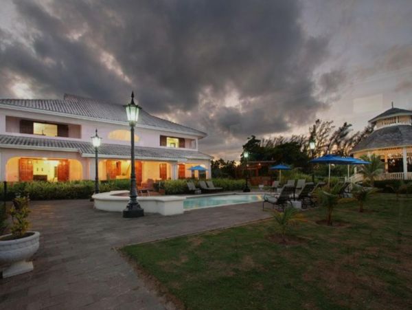 Jamaica Home 947998