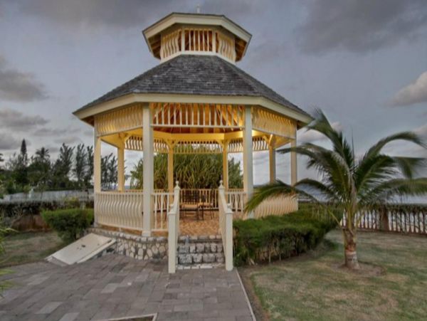 Jamaica Home 947998