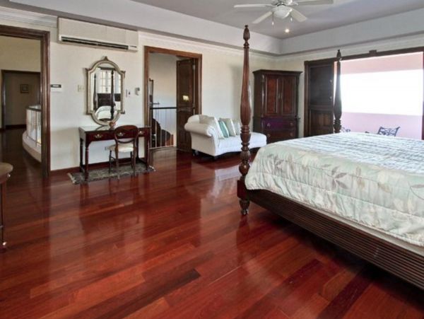 Jamaica Home 947998