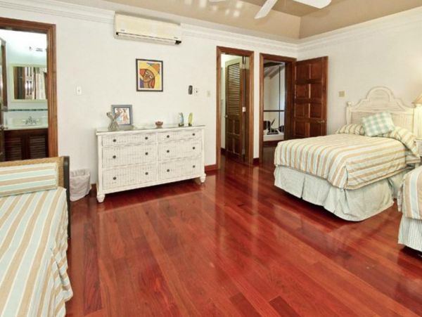 Jamaica Home 947998