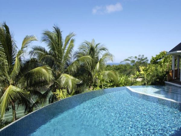 Jamaica Home 947999