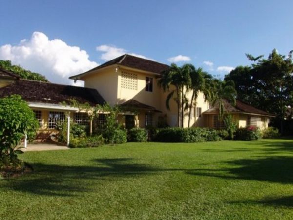 Jamaica Home 948011