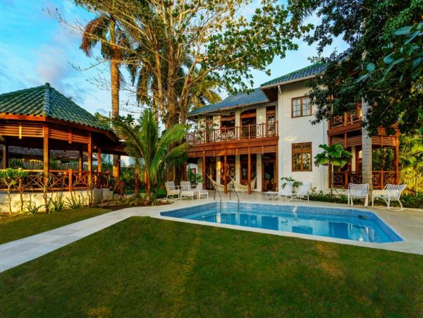 Jamaica Home 948031