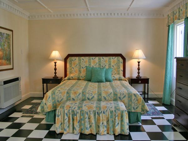 Jamaica Home 948038