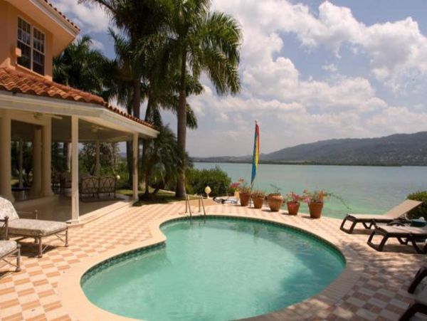 Jamaica Home 948049