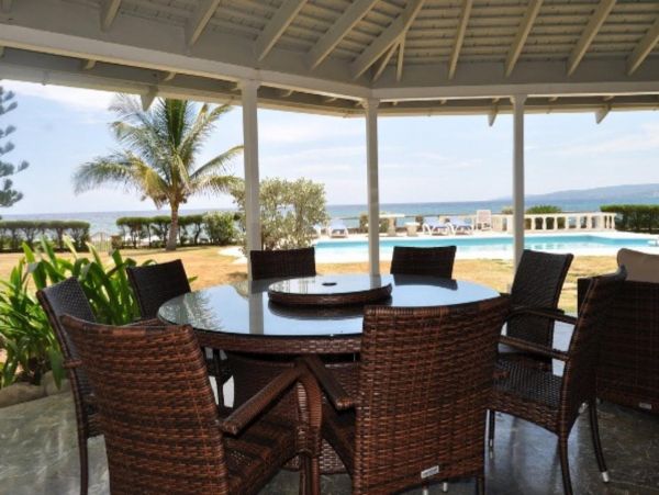 Jamaica Staffed Vacation Villa Ocean Pool