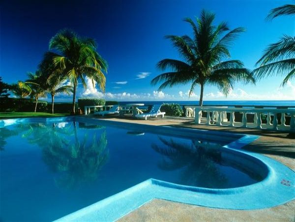Jamaica Staffed Vacation Villa Ocean Pool
