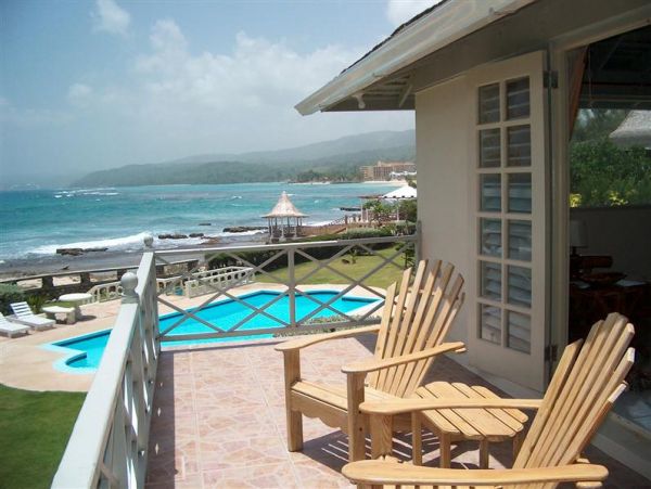 Jamaica Staffed Vacation Villa Ocean Pool