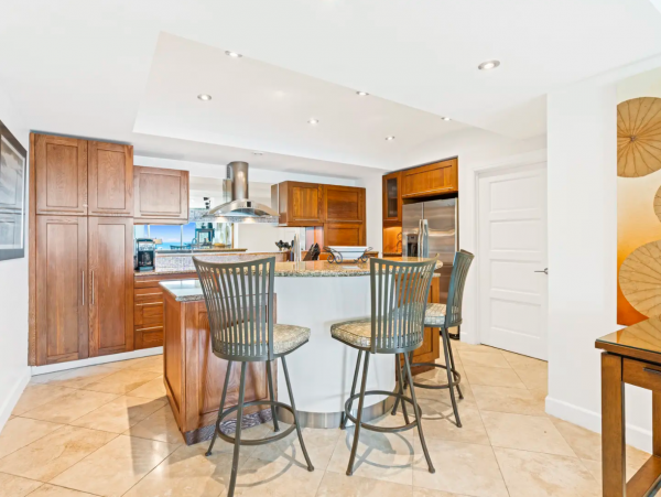 Luxury Saint Maarten Rental with Ocean Views & Private Beach