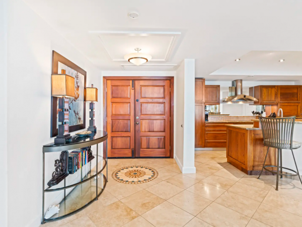 Luxury Saint Maarten Rental with Ocean Views & Private Beach