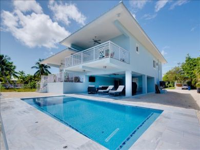 The Florida Keys Luxury Vacation Rental Pool Home 3 Bedrooms